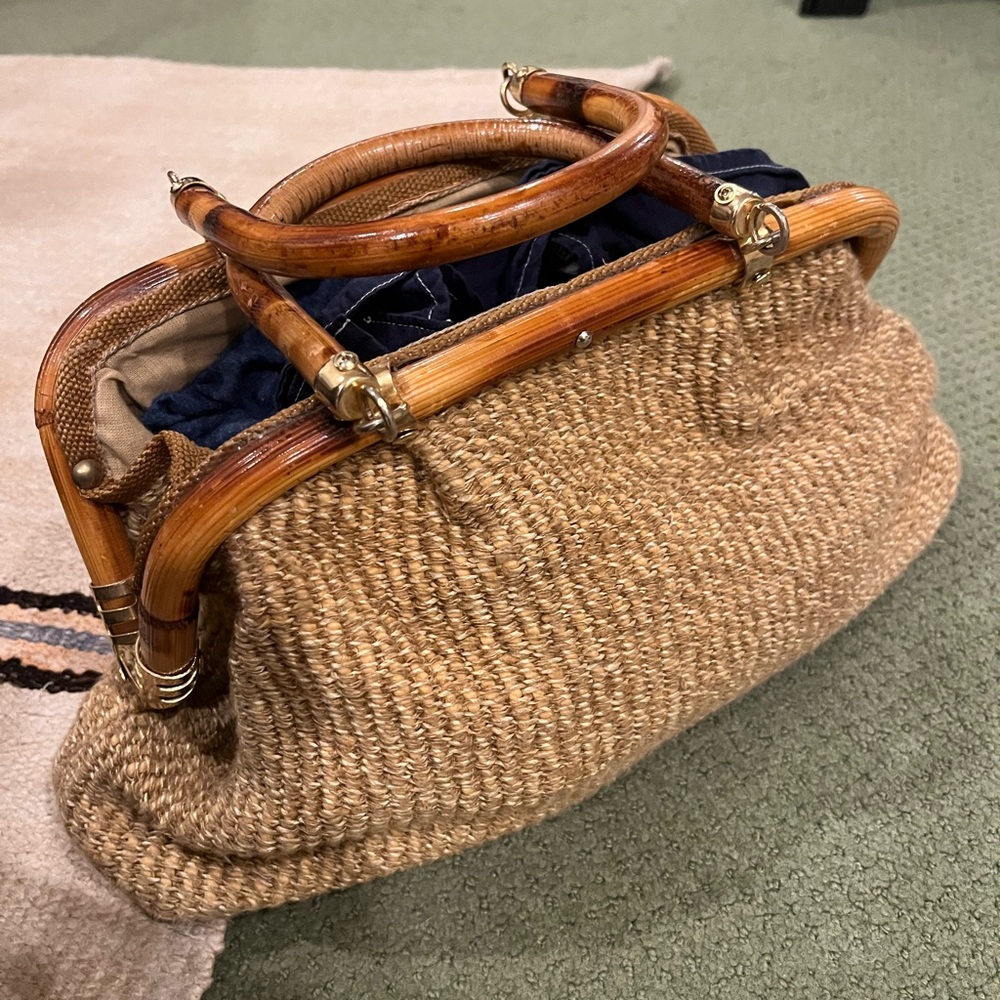 Vintage Italian Tan Woven Handbag with Wooden Handles